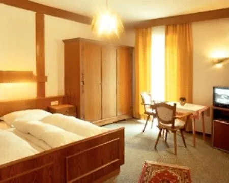Feriengaestehaus Glockenstuhl 2*